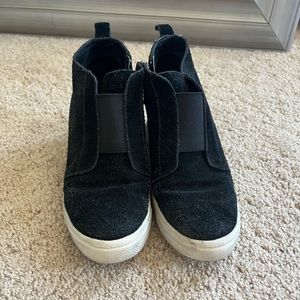 Steve Madden WAVERY black suede sneaker wedge